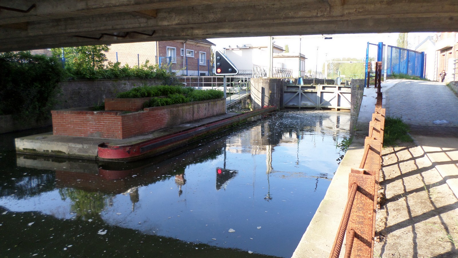 Ecluse et halte nautique de Landrecies