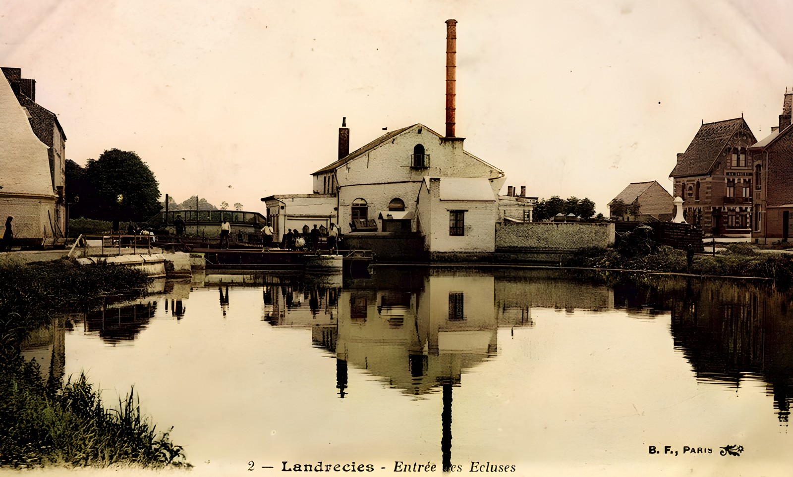 Ecluse et halte nautique de Landrecies