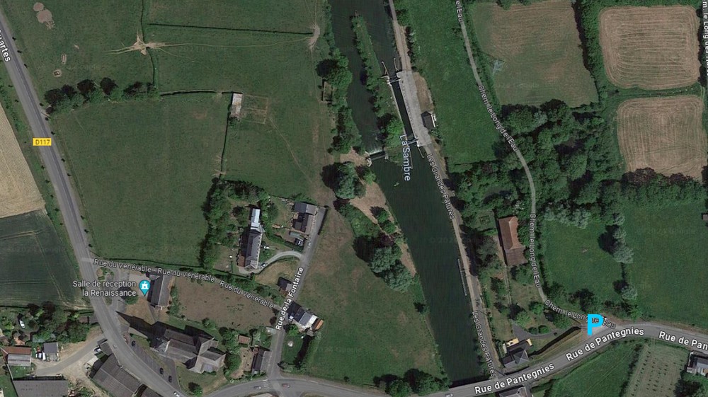 Ecluse de Quartes à Pont sur Sambre.