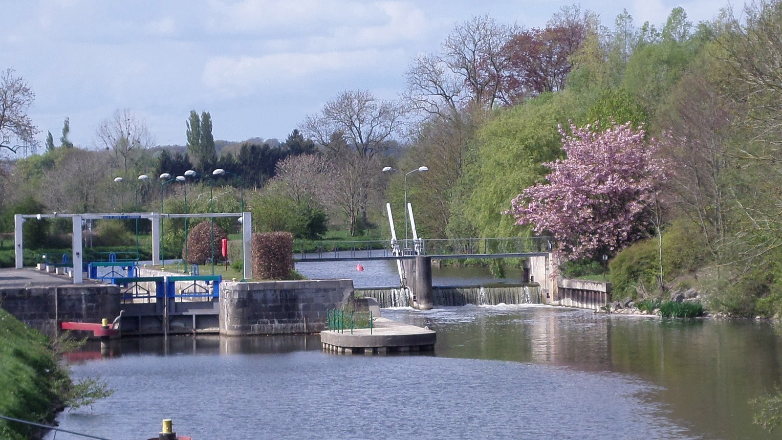 Ecluse de Pont sur Sambre