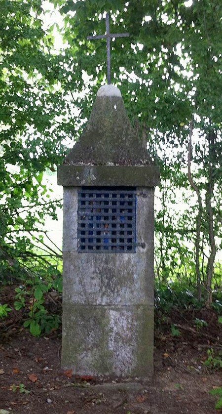 Oratoire à Saint Hilaire sur Helpe.