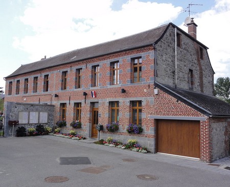 Saint Rémy Chaussée, mairie