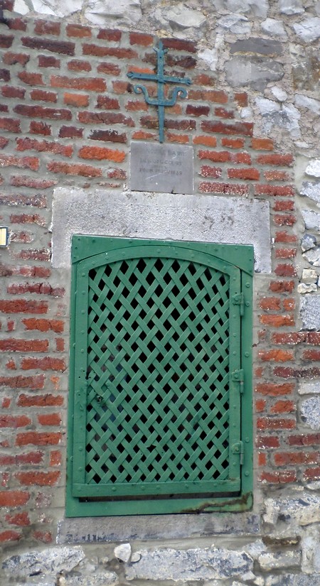 Niche à Saint Rémy du Nord.