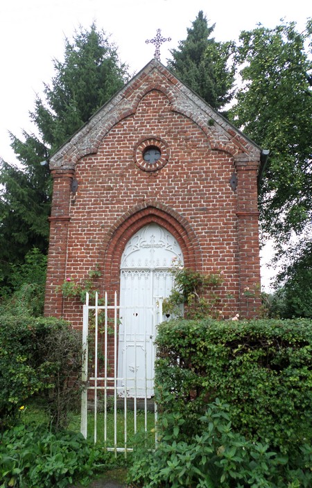 Chapelle à Saint Waast la Vallée