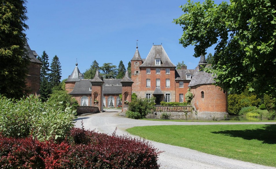 Château de Rametz à  Saint Waast la Vallée