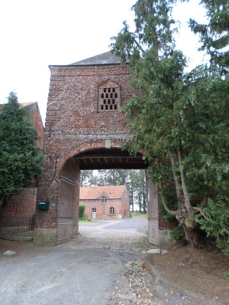 Pigeonnier à Salesches