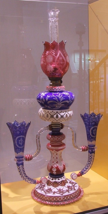 Sars Poteries, le musée du verre.