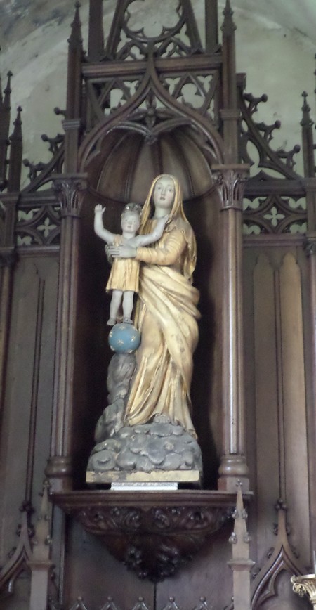 Eglise de Sassegnies, vierge.
