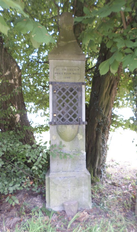 Oratoire à Sassegnies.