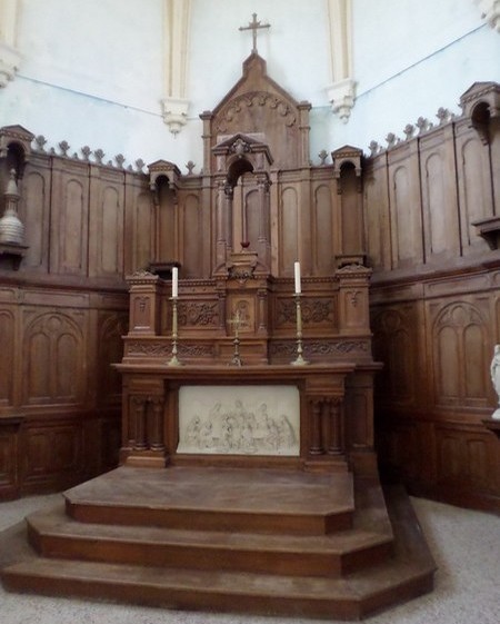 Eglise de Semousies, maître autel.