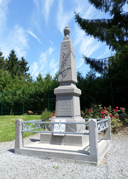 Monument aux Morts de Semousies