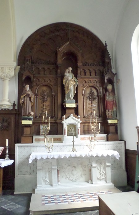 Eglise de Sepmeries, autel