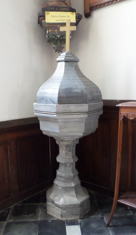 Eglise de Sepmeries, fonts baptismaux
