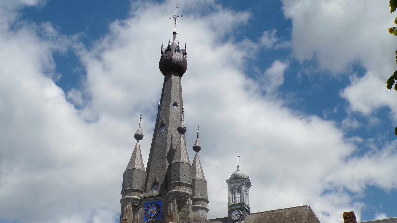 Eglise de Solre le Château