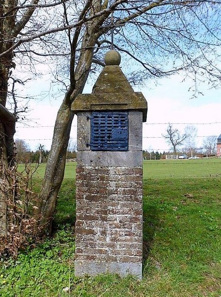 Oratoire à  Solre le Château