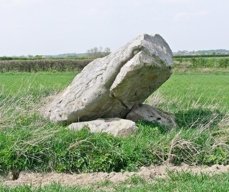 Pierres Martines  à  Solre le Château