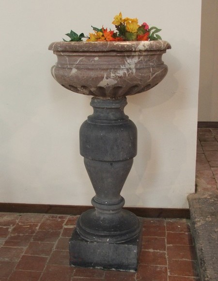 Eglise de Solrinnes, fonts baptismaux