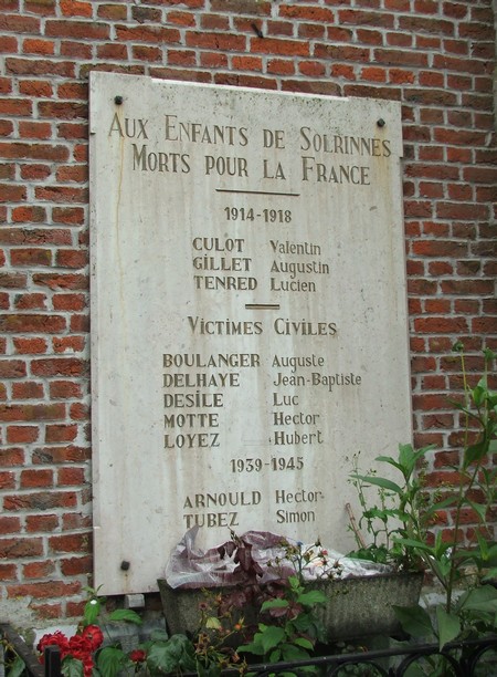 Solrinnes, le monument aux Morts