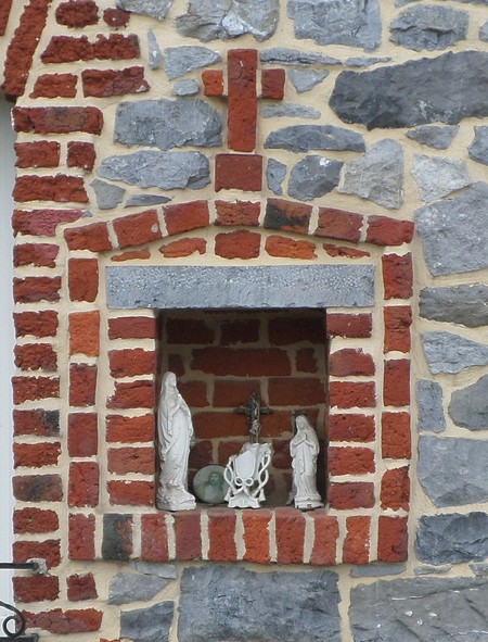 Niche à Taisnières en Thiérache