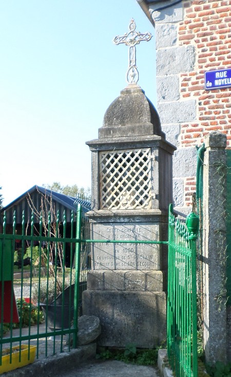 Oratoire à Taisnières en Thiérache