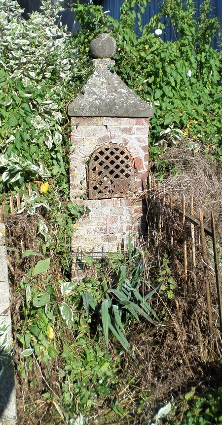 Oratoire à Taisnières en Thiérache