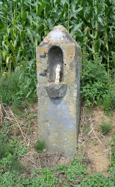 Taisnières sur Hon, oratoire