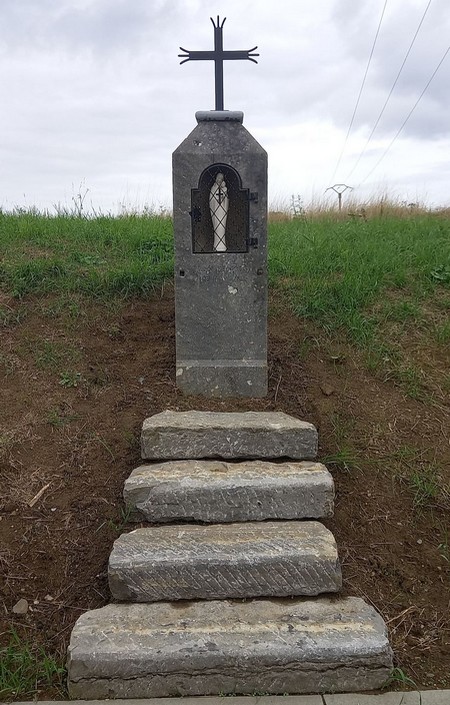 Taisnières sur Hon, oratoire