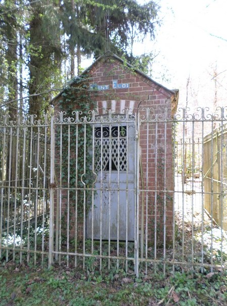 Chapelle st Eloi à Trélon.