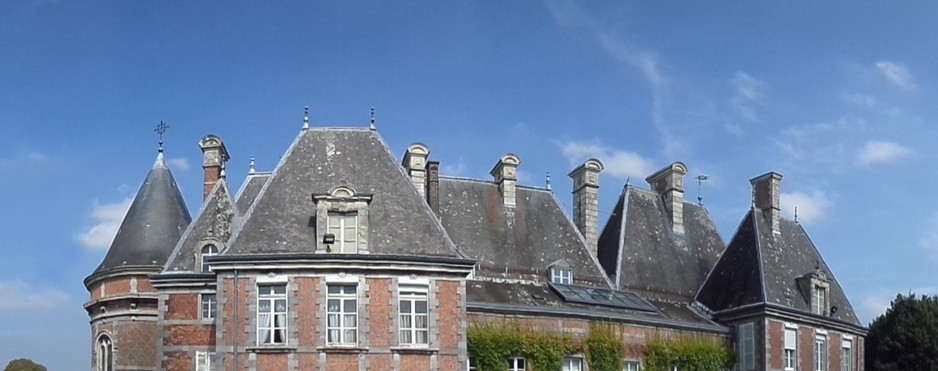 Toiture du château de Mérode à Trélon