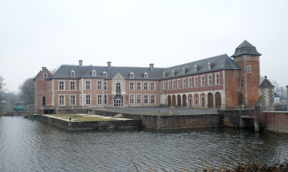 Le château de Vendegies au Bois. 