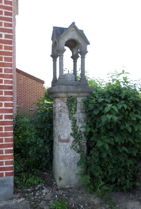 Vieux Mesnil, oratoire
