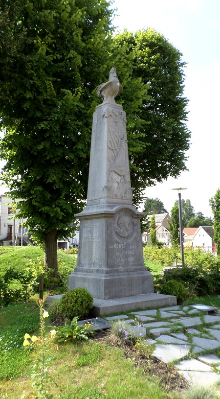 Vieux Reng, monument aux Morts