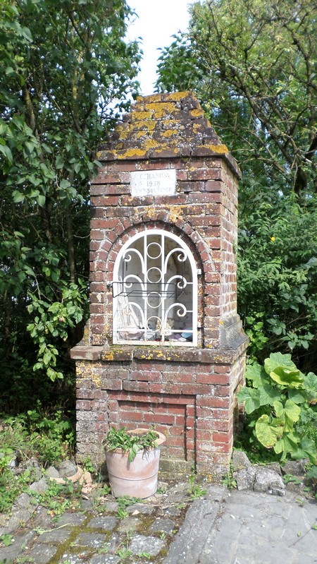 Chapelle à Wallers en Fagne