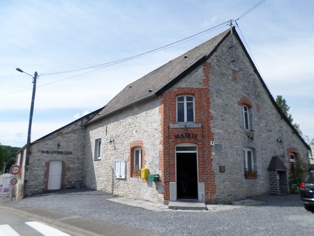 Mairie de Wallers en Fagne