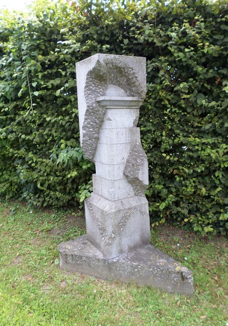 Sculpture à Wallers en Fagne