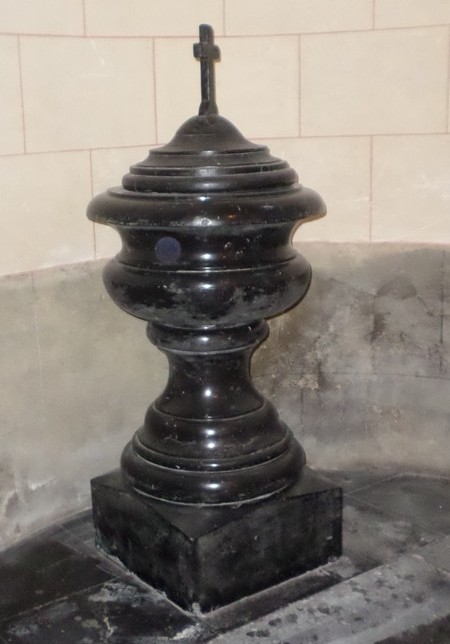 Eglise de Wargnies le Grand, fonts baptismaux