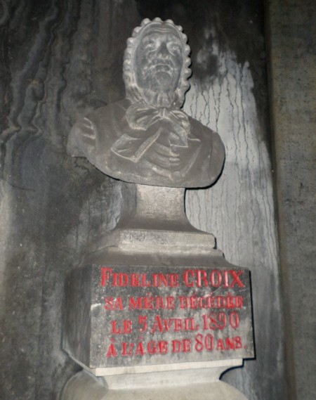 Tombeau du Philanthrope à  de Wargnies le Grand.
