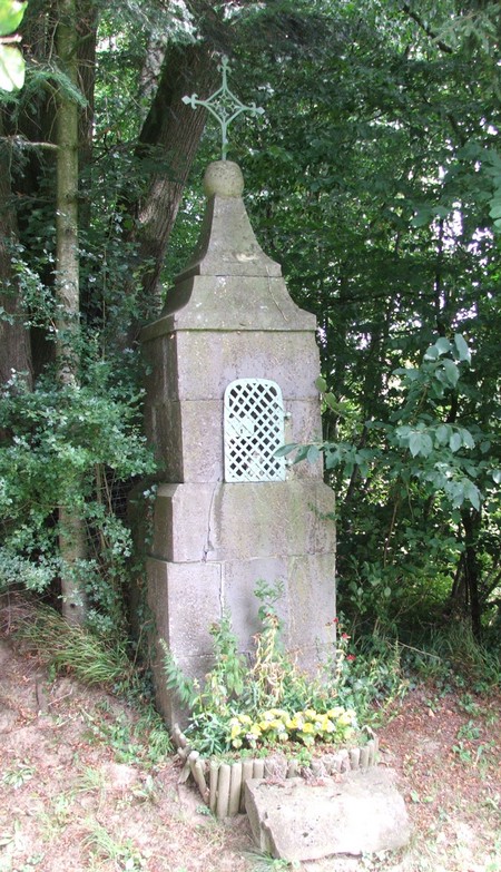 Oratoire à Wattignies la Victoire.